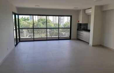 Imagem: O apartamento possui 4 Dormitórios, 5 Banheiros, 3 Vagas na