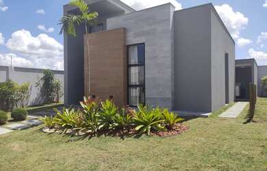 Imagem: A casa em condomínio possui 3 Dormitórios, 2 Banheiros, 2