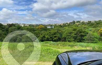 Imagem: O terreno possui 1.055m² de Área e está localizado em Loteamento