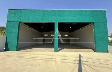 Imagem: O depósito possui 210m² de Área e está localizado em Bragança