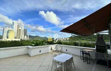 Imagem: O apartamento possui 4 Dormitórios, 2 Banheiros, 1 Vaga na