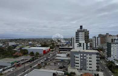 Imagem 5: Apartamento de 2 dormitórios com vista livre e panorâmica, mobiliado...