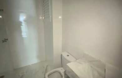 Imagem 13: 3 quartos de barbada junto da praça da flavio boyanovisk