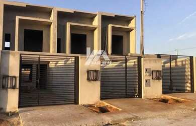 Imagem 1: Sobrado à venda na Colônia Dona Luíza com 80m²