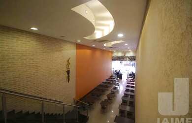 Imagem 9: Loja ampla com mezanino na José Paulino