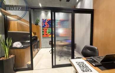 Imagem 2: LOJA OU ESCRITÓRIO NO VASCO DA GAMA PLAZA NA FEDERAÇÃO, MOBILIADA E DECORADA EXCELENTE PAR