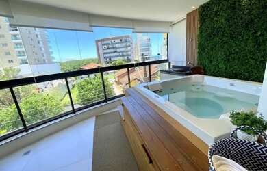 Imagem: O apartamento possui 3 Dormitórios, 5 Banheiros, 2 Vagas na