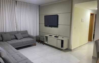 Imagem: O apartamento possui 3 Dormitórios, 2 Banheiros, 2 Vagas na