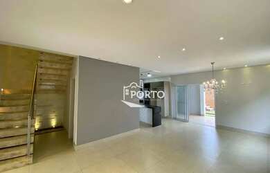 Imagem: A casa em condomínio possui 3 Dormitórios, 4 Banheiros, 2