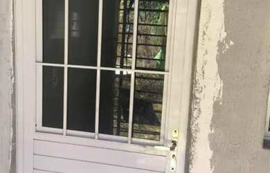 Imagem: A casa possui 2 Dormitórios, 1 Banheiro e está localizado