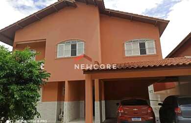 Imagem: A casa possui 5 Dormitórios, 5 Banheiros, 5 Vagas na garagem