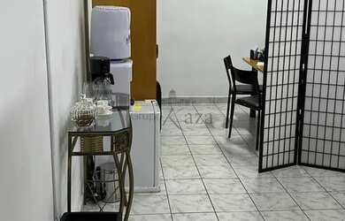 Imagem: O depósito possui 33m² de Área e está localizado em Centro