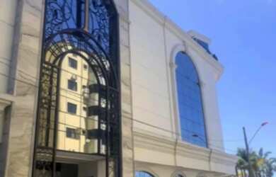 Imagem: O apartamento possui 4 Dormitórios, 5 Banheiros, 3 Vagas na