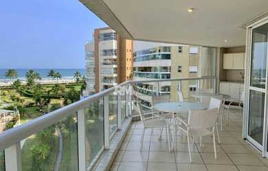 Imagem: O apartamento possui 4 Dormitórios, 1 Banheiro, 3 Vagas na