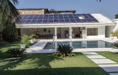 Imagem: A casa em condomínio possui 4 Dormitórios, 5 Banheiros, 5