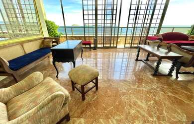 Imagem 2: Cobertura ampla na Vieira Souto - casa suspensa em frente ao mar