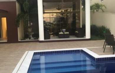 Imagem: A casa em condomínio possui 3 Dormitórios, 5 Banheiros, 2