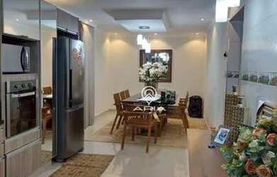 Imagem: A casa possui 3 Dormitórios, 2 Banheiros, 4 Vagas na garagem