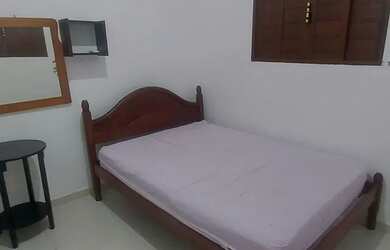 Imagem: A casa em condomínio possui 1 Dormitório, 1 Banheiro, 1 Vaga