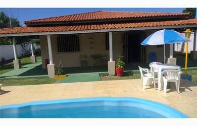 Imagem: A casa em condomínio possui 3 Dormitórios, 2 Banheiros, 5