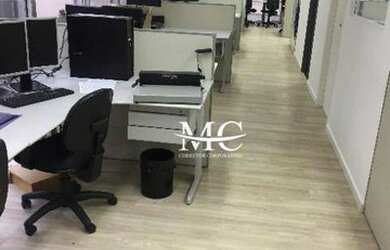 Imagem: O depósito possui 5 Vagas na garagem, 660m² de Área, Imóvel