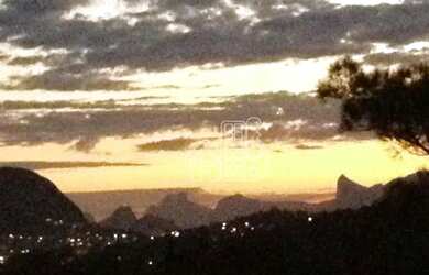 Imagem 3: Terreno à venda, 590 m² por R$ 735.000,00 - Piratininga - Niterói/RJ