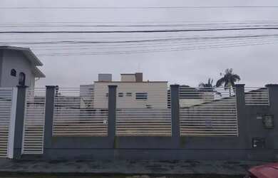 Imagem: O terreno possui 360m² de Área e está localizado em Capoeiras