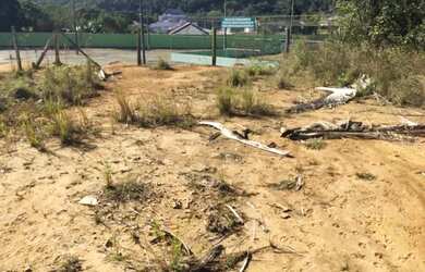 Imagem: O terreno possui 360m² de Área e está localizado em Ponte