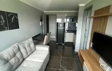 Imagem: O apartamento possui 1 Dormitório, 1 Banheiro, 1 Vaga na garagem