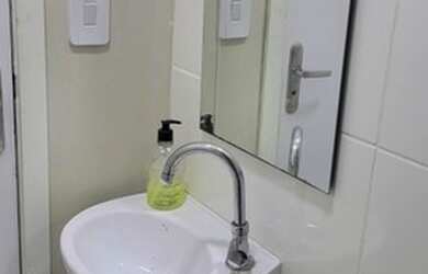 Imagem 12: Jardim Botânico, loja frente rua com mezanino, banheiro e garagem