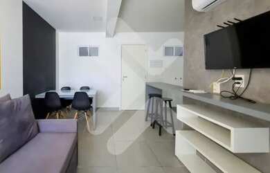 Imagem: O apartamento possui 1 Dormitório, 1 Banheiro, 1 Vaga na garagem