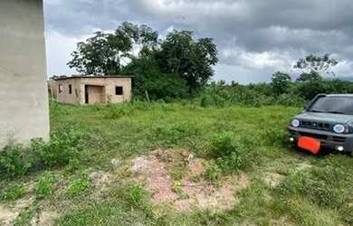 Imagem: O terreno possui 200m² de Área e está localizado em Diamantino