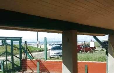 Imagem: A casa possui 5 Dormitórios, 3 Banheiros, 4 Vagas na garagem