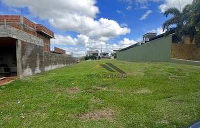 Imagem: O terreno possui 536m² de Área e está localizado em Parque