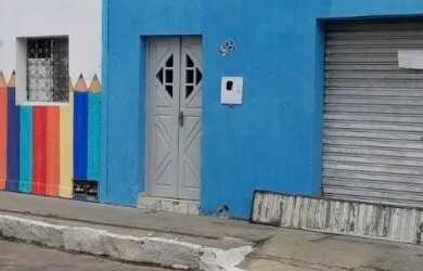 Imagem: A casa possui 5 Dormitórios, 4 Banheiros e Imóvel mobiliado