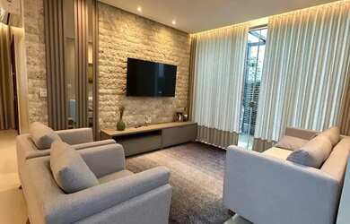 Imagem: A casa em condomínio possui 3 Dormitórios, 4 Banheiros, 1