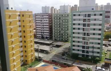 Imagem: O apartamento possui 3 Dormitórios, 1 Banheiro, 1 Vaga na garagem