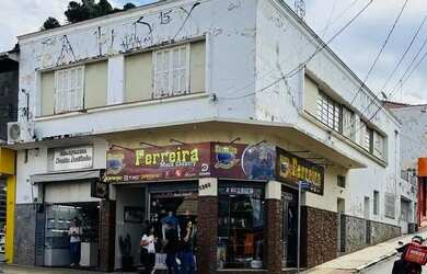 Imagem: O depósito possui 350m² de Área e está localizado em Centro