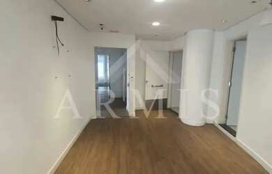 Imagem: O depósito possui 249m² de Área e está localizado em Centro