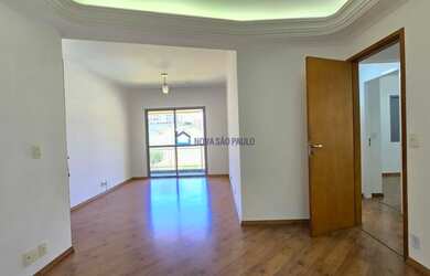 Imagem: O apartamento possui 3 Dormitórios, 1 Banheiro, 2 Vagas na