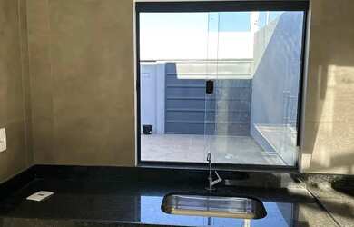 Imagem 13: LINDA CASA NO BAIRRO GUARUJÁ, PRÓXIMO A LAGOA