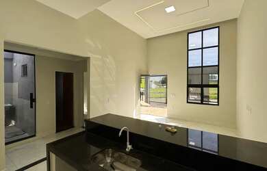 Imagem 2: Casa com 03 quartos, 01 suite, nova, na laje, qr 608 Samambaia norte DF