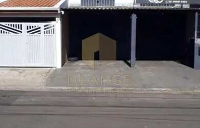 Imagem: A casa possui 2 Dormitórios, 2 Banheiros, 1 Vaga na garagem