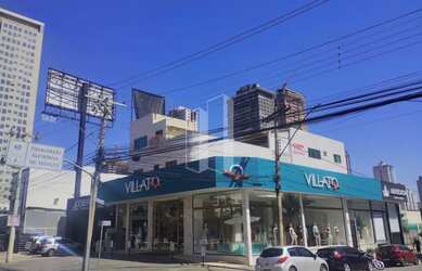 Imagem: O apartamento possui 3 Dormitórios, 5 Banheiros, 218m² de