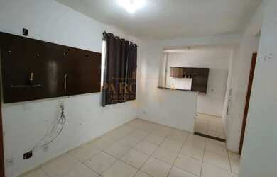 Imagem: O apartamento possui 2 Dormitórios, 1 Banheiro, 1 Vaga na garagem