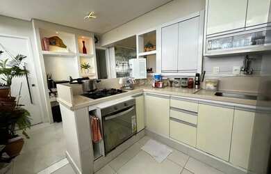 Imagem 9: Alugo apartamento cobertura com 4/4 Garcia - excelente localização ao lado do teatro Castr