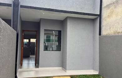 Imagem: A casa possui 2 Dormitórios, 1 Banheiro e está localizado