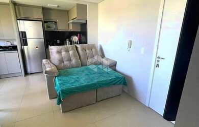 Imagem: O apartamento possui 2 Dormitórios, 1 Banheiro, 1 Vaga na garagem