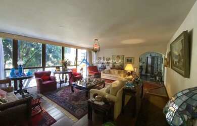 Imagem: O apartamento possui 4 Dormitórios, 4 Banheiros, 4 Vagas na