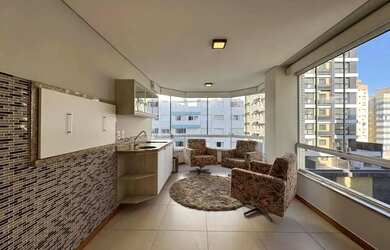 Imagem: O apartamento possui 3 Dormitórios, 3 Banheiros, 1 Vaga na